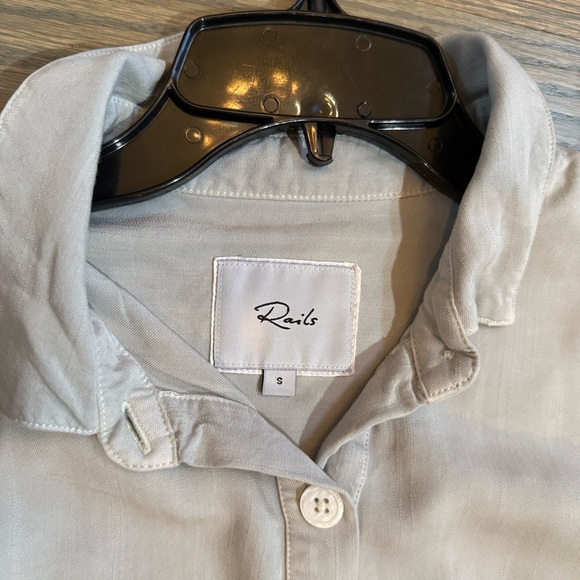 Rails Button-Up Romper - Picture 3 of 4